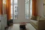Apartment Rue de Berri I Paris