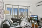 Modern Two Bedroom Apartment in Melbourne CBD