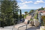 BRON455B - Bronte Beach House with Ocean Views