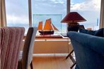 Luxe appartement met zonnig terras & zeezicht