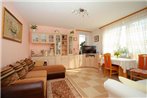 ID 6287 | Private Apartment