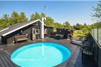Awesome home in Fjerritslev w/ Outdoor swimming pool