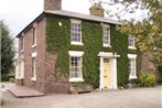 Duken Courtyard Cottage