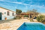 Awesome home in Jerez de La Frontera w/ Outdoor swimming pool
