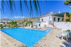 Nerja Villa Sleeps 5 with Pool Air Con and WiFi
