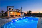 es Barcares Villa Sleeps 10 with Pool and WiFi