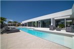 Villa Odyssey with private heated pool in Playa Blanca