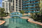 Swimming pools Apartment in Ocean Village - 2 bed 2 bath Rock view