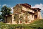 Rustic Farmhouse in Montepulciano With Swimming Pool