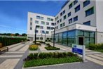 Holiday Inn Express Warsaw Airport