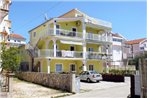Apartments with a parking space Vodice - 4170