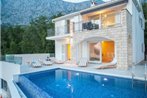 cttu193/ Villa with heated private pool