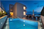 ctro168/ Modern villa with private pool