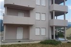 Apartments with a parking space Novi Vinodolski - 16998