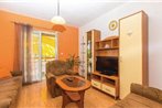 Amazing apartment in Novi Vinodolski w/ WiFi and 3 Bedrooms