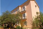 Apartments in Njivice/Insel Krk 13278