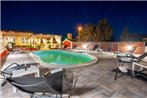 Luxury villa with a swimming pool Turanj