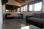 Tranquil Villa in Podstrana near Mutogras Beach