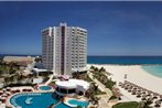 Krystal Grand Cancun