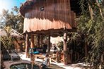 Gili Treehouses