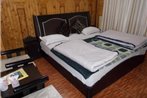 Deluxe Lake Facing Stay In Nainital