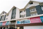 Spacious 1BR Apartment near Kochi Airport