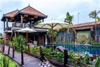 Java Wooden Villa & Residence