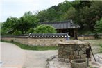 Samsan Traditional Hanok