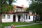 Manni Guesthouse