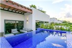 Gorgeous Private Pool with Terrace Steps to Beach and 5th Ave!