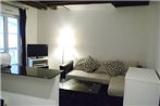 Nice Apartment in Montmartre-Abbesses