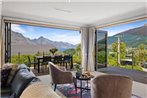 Central Wakatipu Haven - Queenstown Holiday Home