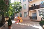Apartment on Tulpanov 3