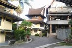 Sapadia Hotel and Cottage Parapat