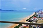 30th floor beach condo with stunning sea views