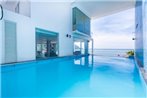 Palm Villa 23 (Beachfront Pool Villa Vung Tau with an Ocean view and Karaoke