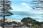 Coolum Beachside Apartment