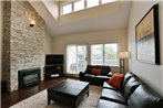 The Wintergreen at Blue: Blue Mountain Townhouse sleeps 8