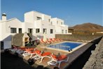 Playa Blanca Villa Sleeps 10 Pool Air Con WiFi