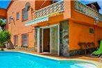 Nice home in Pineda de Mar w/ Outdoor swimming pool