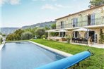 Luxurious Villa in Grasse with Swimming Pool
