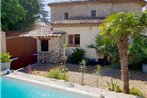Quaint Holiday Home in Lorgues with Pool