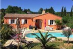 Countryside Holiday Home in Flayosc with Swimming Pool