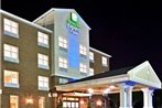 Holiday Inn and Suites Addison