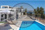 Amazing home in Trogir with Outdoor swimming pool