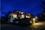 Lijiang Yuxiang Shuhe Resort Hotel