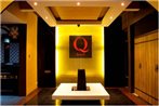 Q Hotel