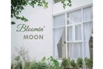 Bloomin' Moon Hostel
