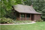 Apple Blossom Cabin by Amish Country Lodging