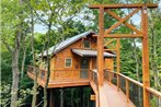 Treehouse #7 by Amish Country Lodging